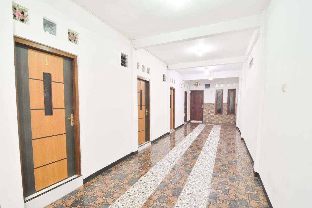 Dua Putri Villa Pasuruan Eksteriør bilde