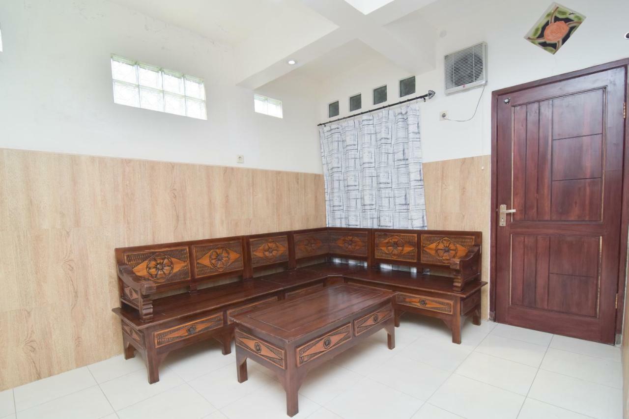 Dua Putri Villa Pasuruan Eksteriør bilde