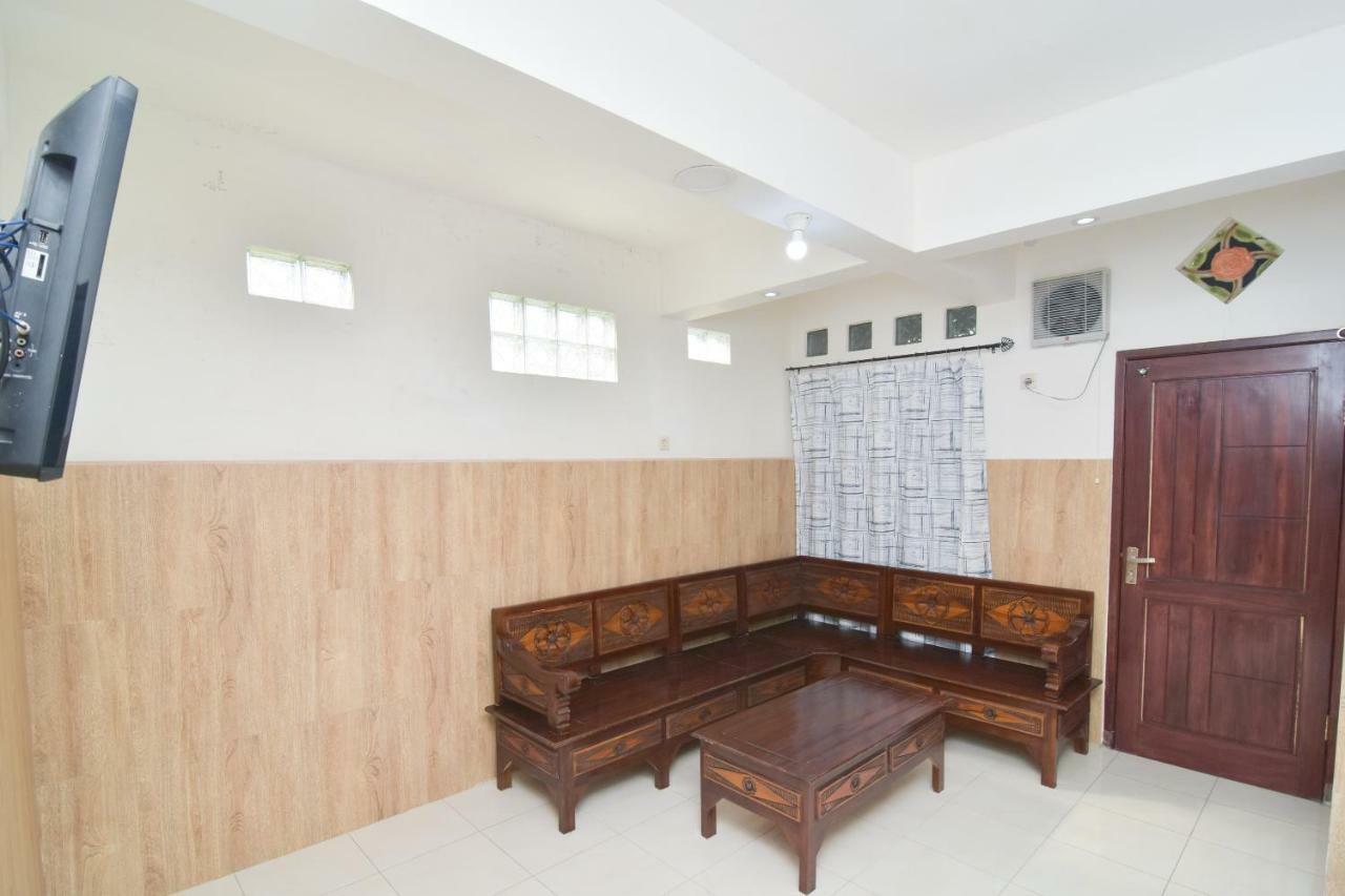 Dua Putri Villa Pasuruan Eksteriør bilde